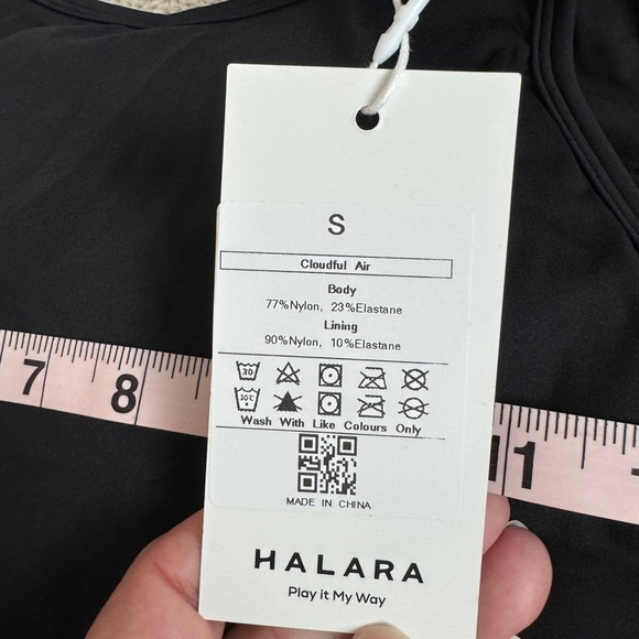 Halara cropped tank top black small - Picture 8 of 11